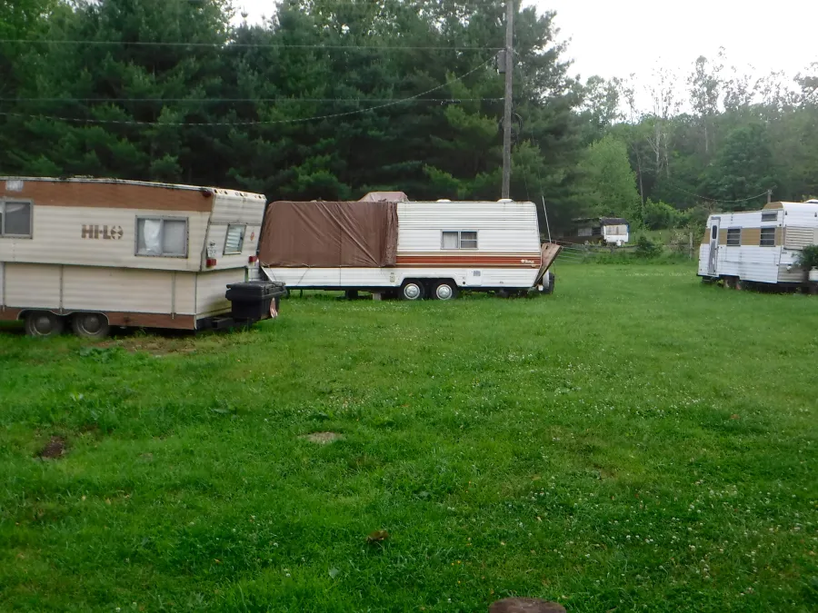 Campers at Trent's Grocery