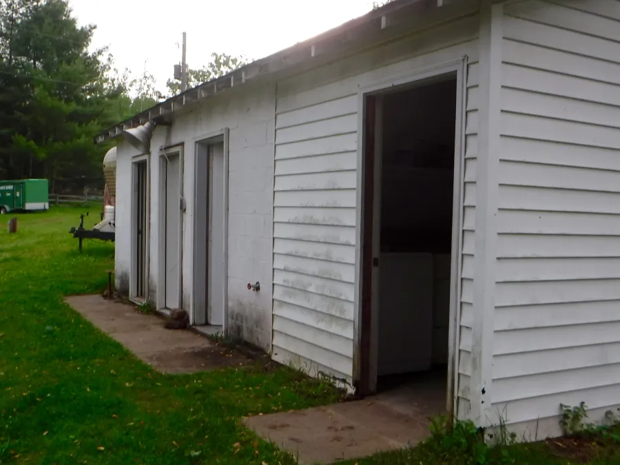 Laundry and restroom building at Trent's Grocery