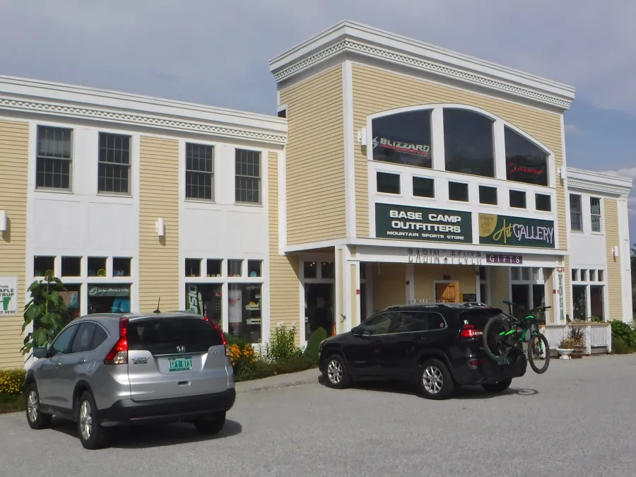 Base Camp Outfitters, Killington