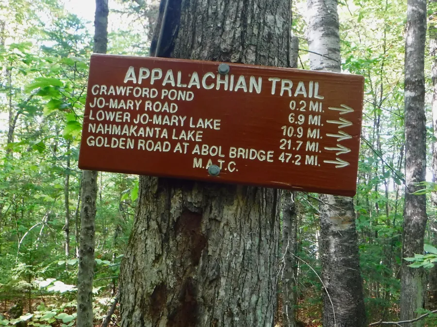 Mileage sign at Kokadjo - B Pond Road