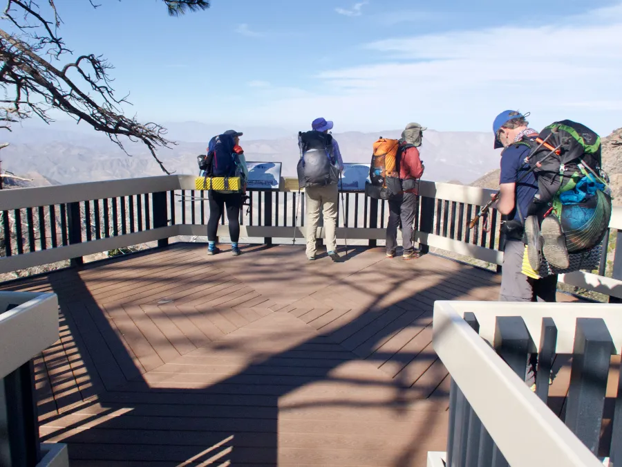 Stop at viewing platform