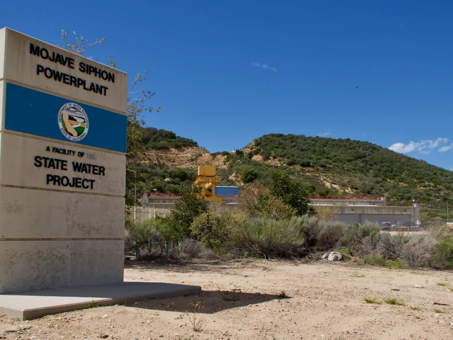 Power plant at Cedar Springs Dam