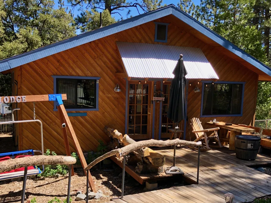 Airbnb in Wrightwood