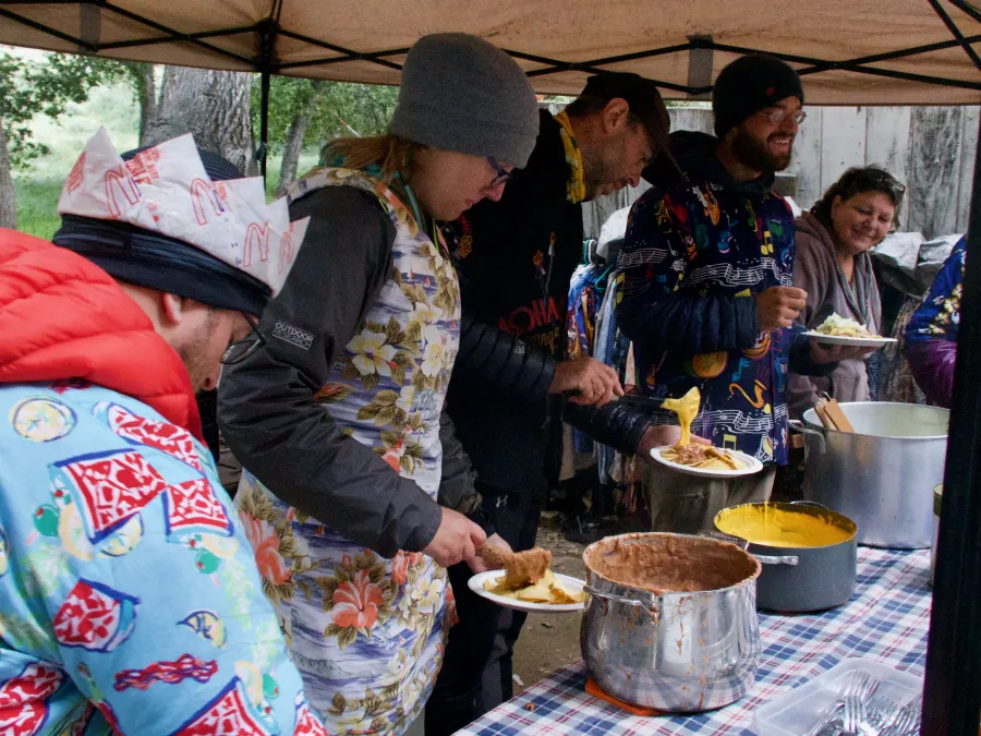 Hiker feed at Casa de Luna
