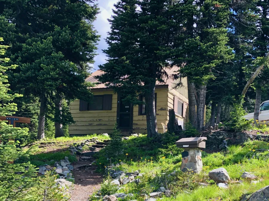 Ranger cabin and hiker registry at Hart's Pass