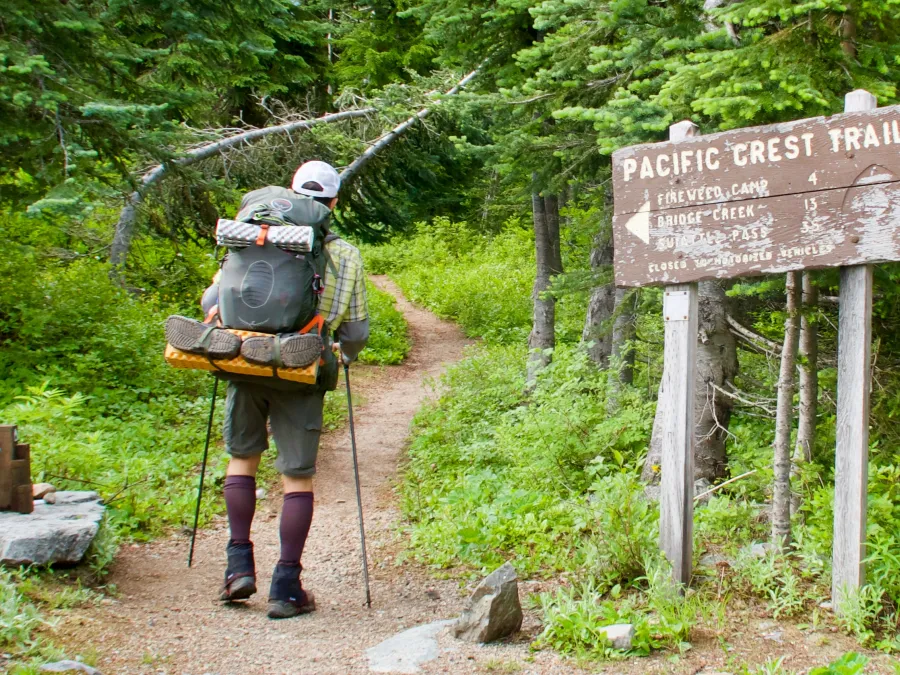 Ralph starts walking on the PCT south of Rainy Pass