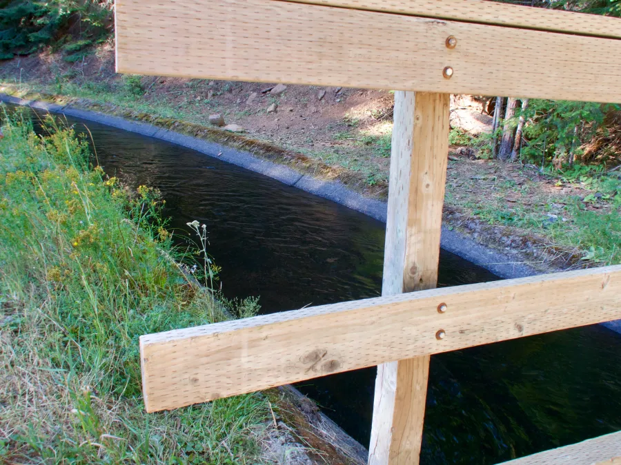 An aqueduct near Grizzly Creek