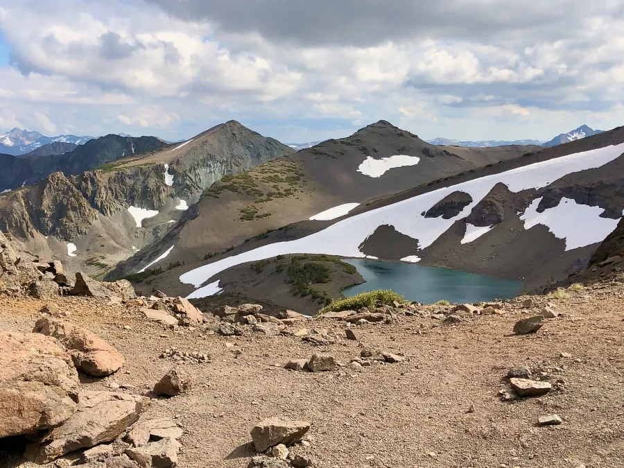A view through the pass near Leavitt Peak