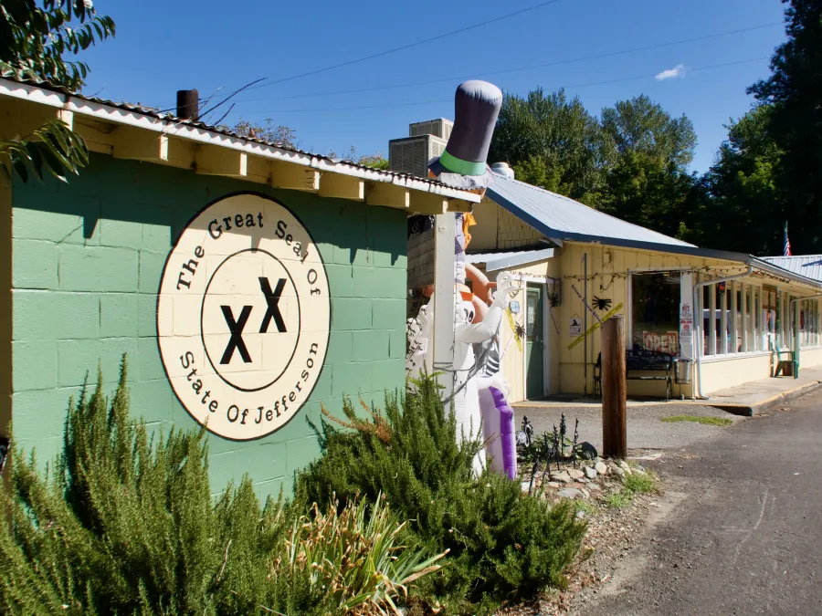 Seiad Valley Diner and Store