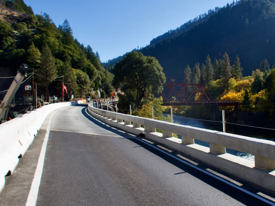 A single open lane on California Highway 70