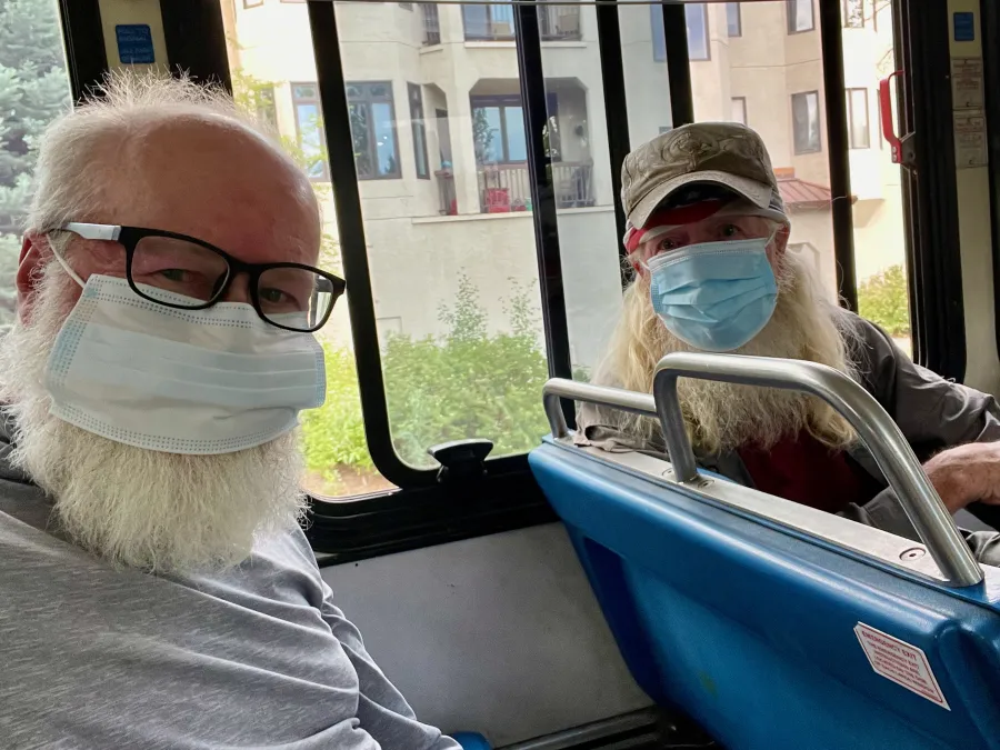 Gravity and OldTimer on the bus