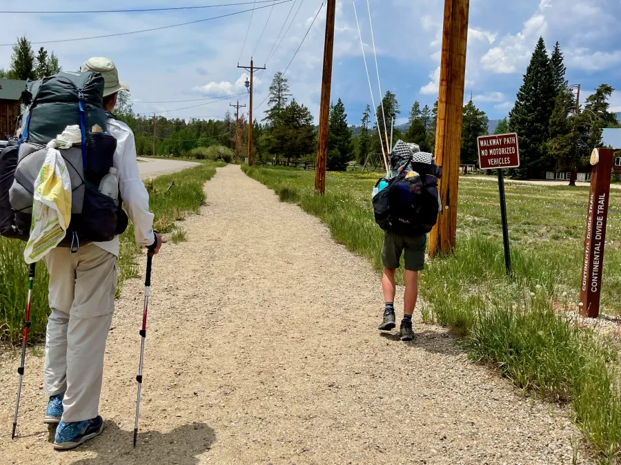 Leaving Grand Lake on the CDT