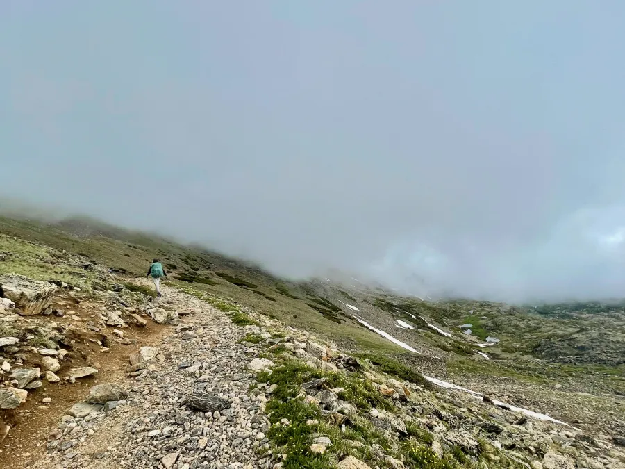Top O' descends from Arapaho Pass