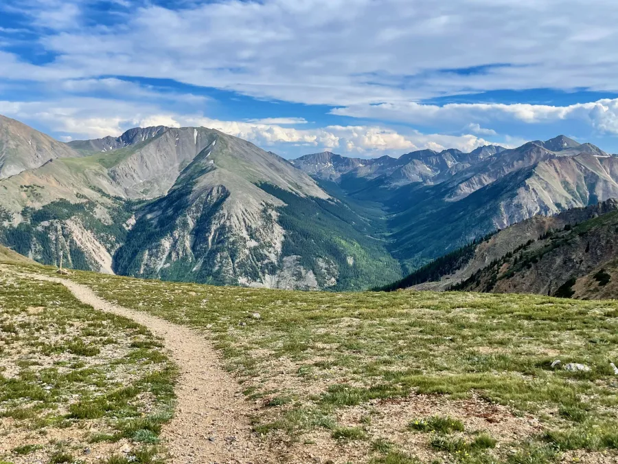 Looking ahead from Hope Pass