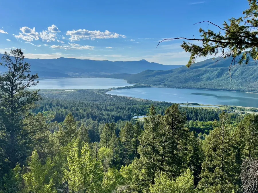 A view of Twin Lakes