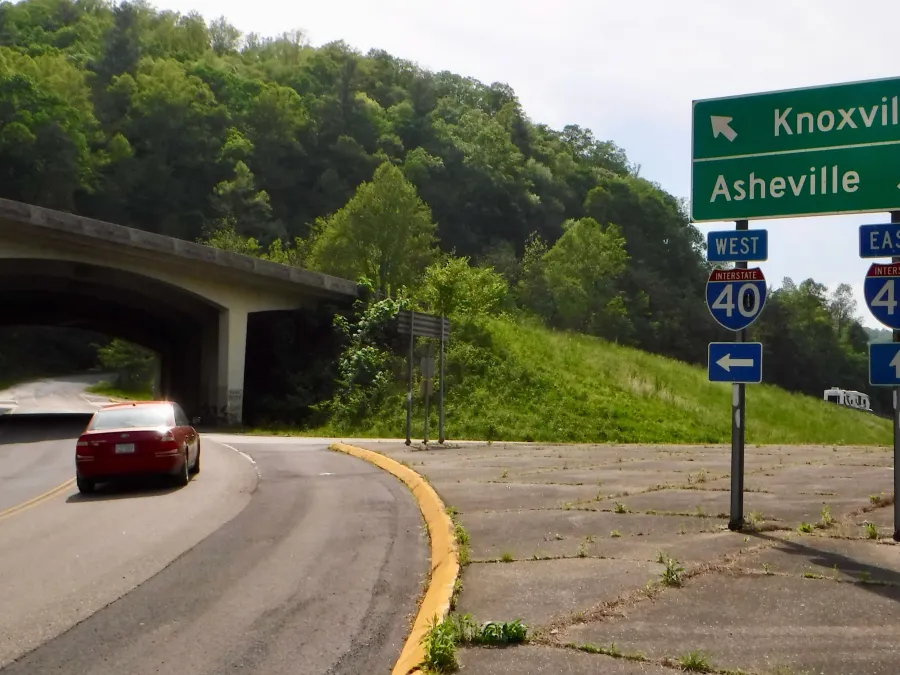 Crossing under Interstate 40