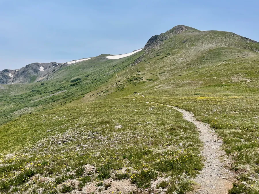 The trail crosses the slope of Wander Ridge