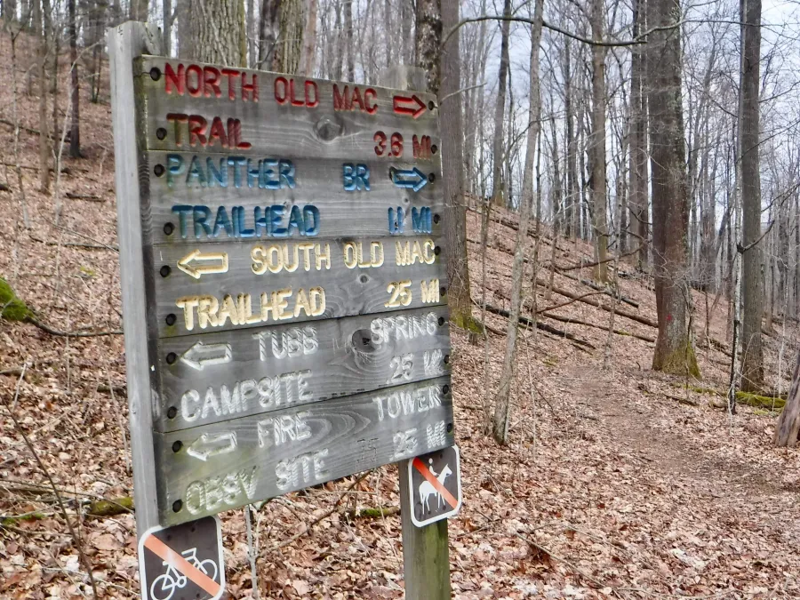 Sign at North Old Mac Trail