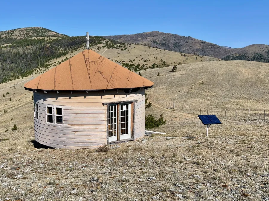 Raptor research building