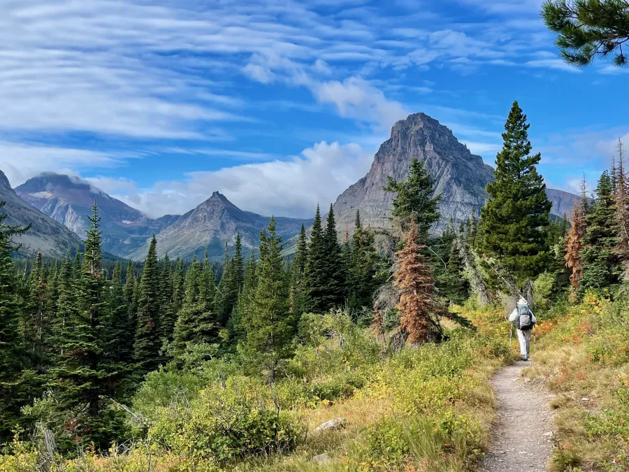 Going up the Dawson Pass Alternate