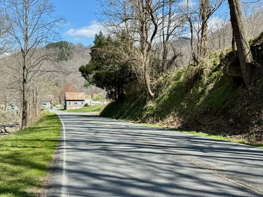 Bowlens Creek Road 