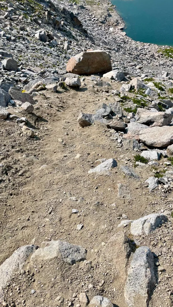 Sandy trail on the descent from Texas Pass