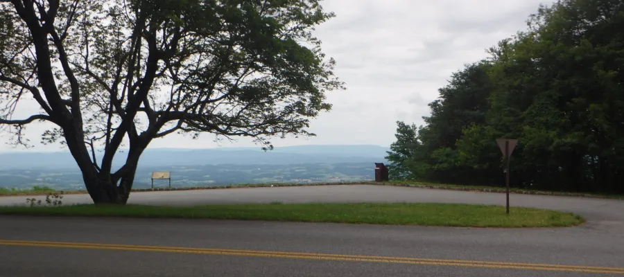 Blue Ridge Parkway parking lot