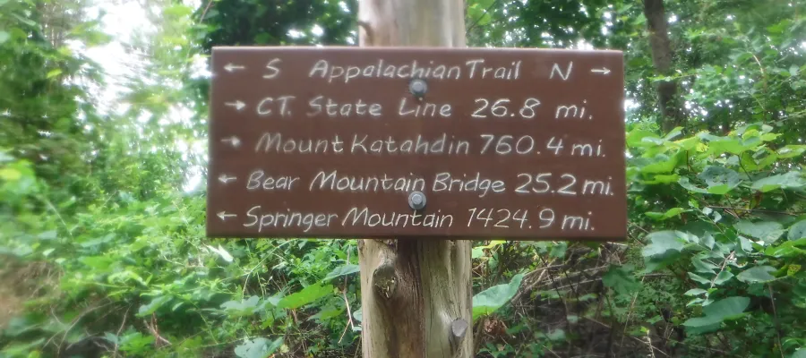 Mileage sign on the Appalachian Trail