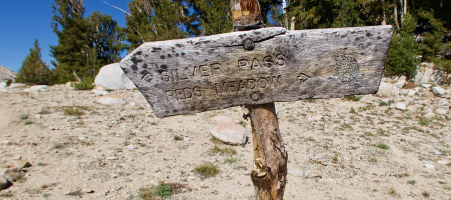 Direction sign near Silver Pass on the PCT