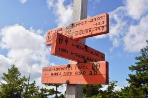 Trail markers on Mt. Cube