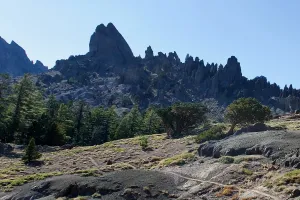 Jagged rocks of Reynolds Peak