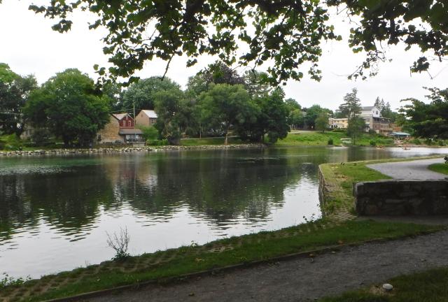 Children's Lake at Boiling Springs