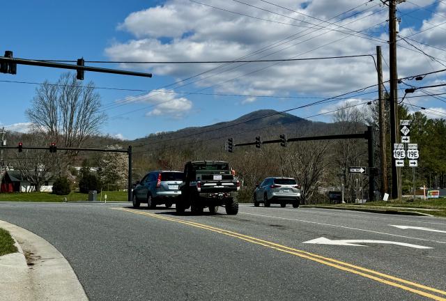 U.S. 19 E at State Highway 197