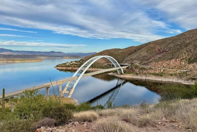 Nearing the bridge at Roosevelt Lake